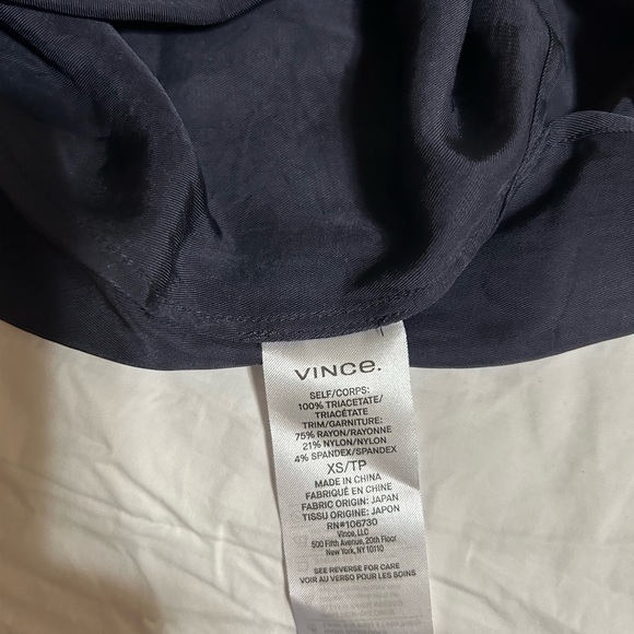 Vince sleeveless blouse - Picture 2 of 3